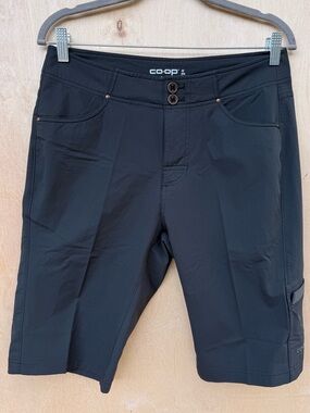 Co-op Cycles Bike Shorts Men’s Size 32 Gray Cargo Cycling Hiking Performance